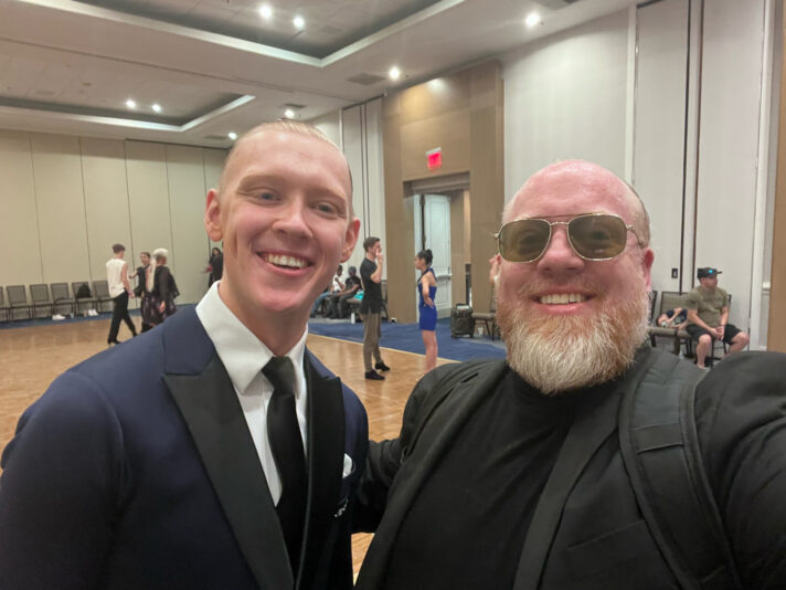 7FB2D1B6-496B-4100-B00F-E040EDD3B263