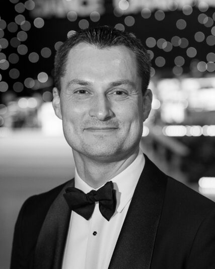 18BBAE85-C9F2-4980-B046-406D392FD020