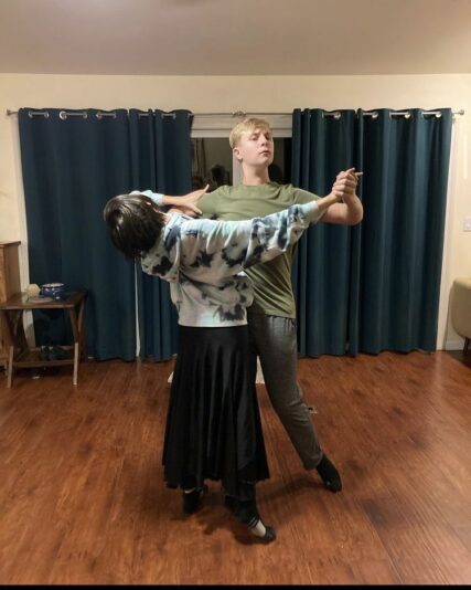 CE8E2CF7-A1A0-469B-8BD1-89422FB975F7