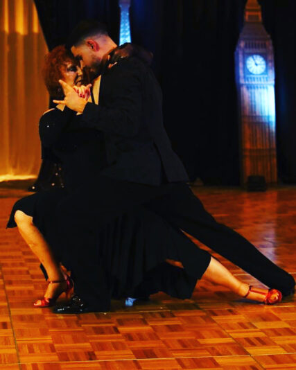 6FCA529A-4060-4927-AD90-94180B45F60A