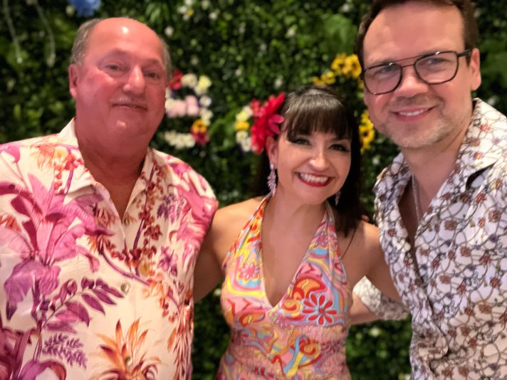 FFB0D179-06F8-4EA4-A421-DA9E2F371FA2