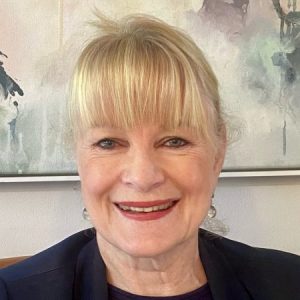 Profile photo of Robyn Watts