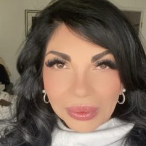 Profile photo of Jennifer Bonini