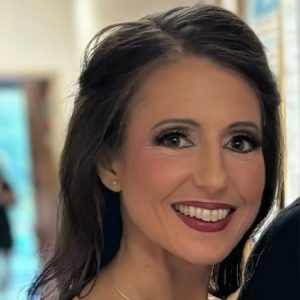 Profile photo of laura booth